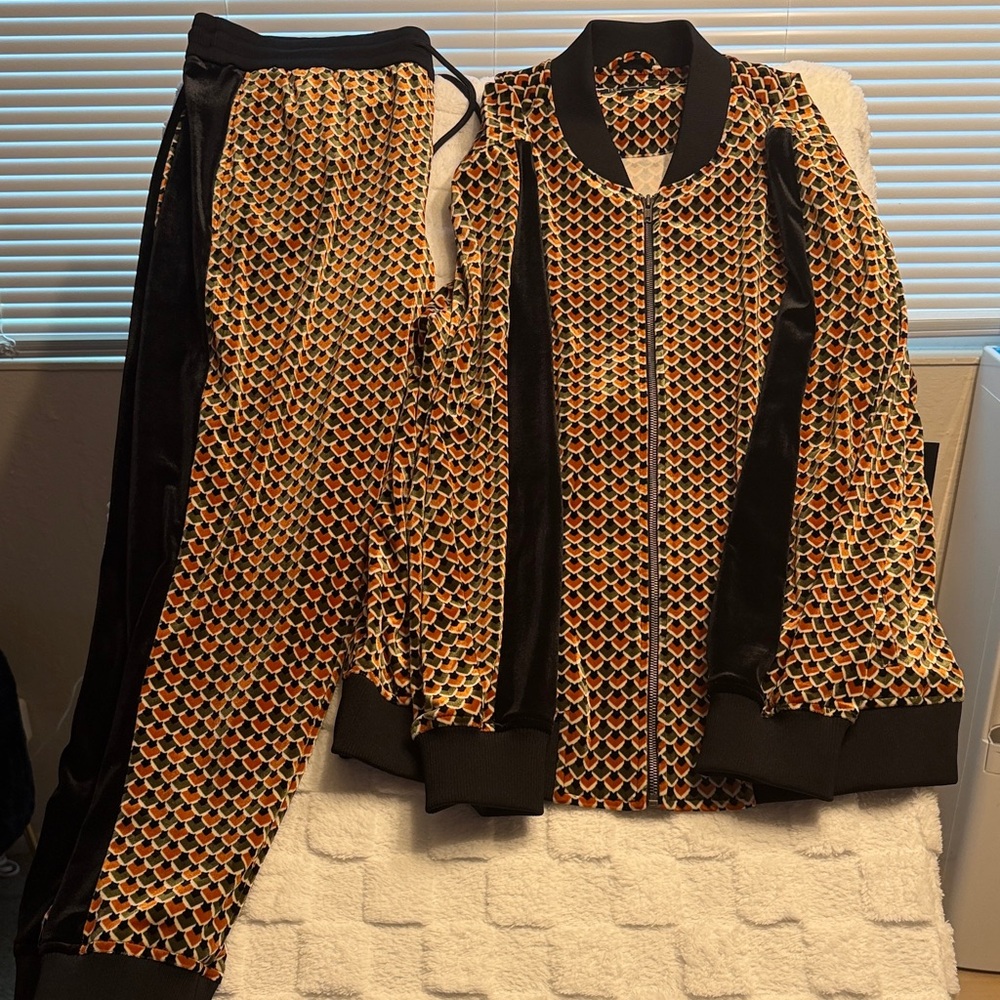 INC International Concepts Multicolor Patterned Jacket with Velour texture